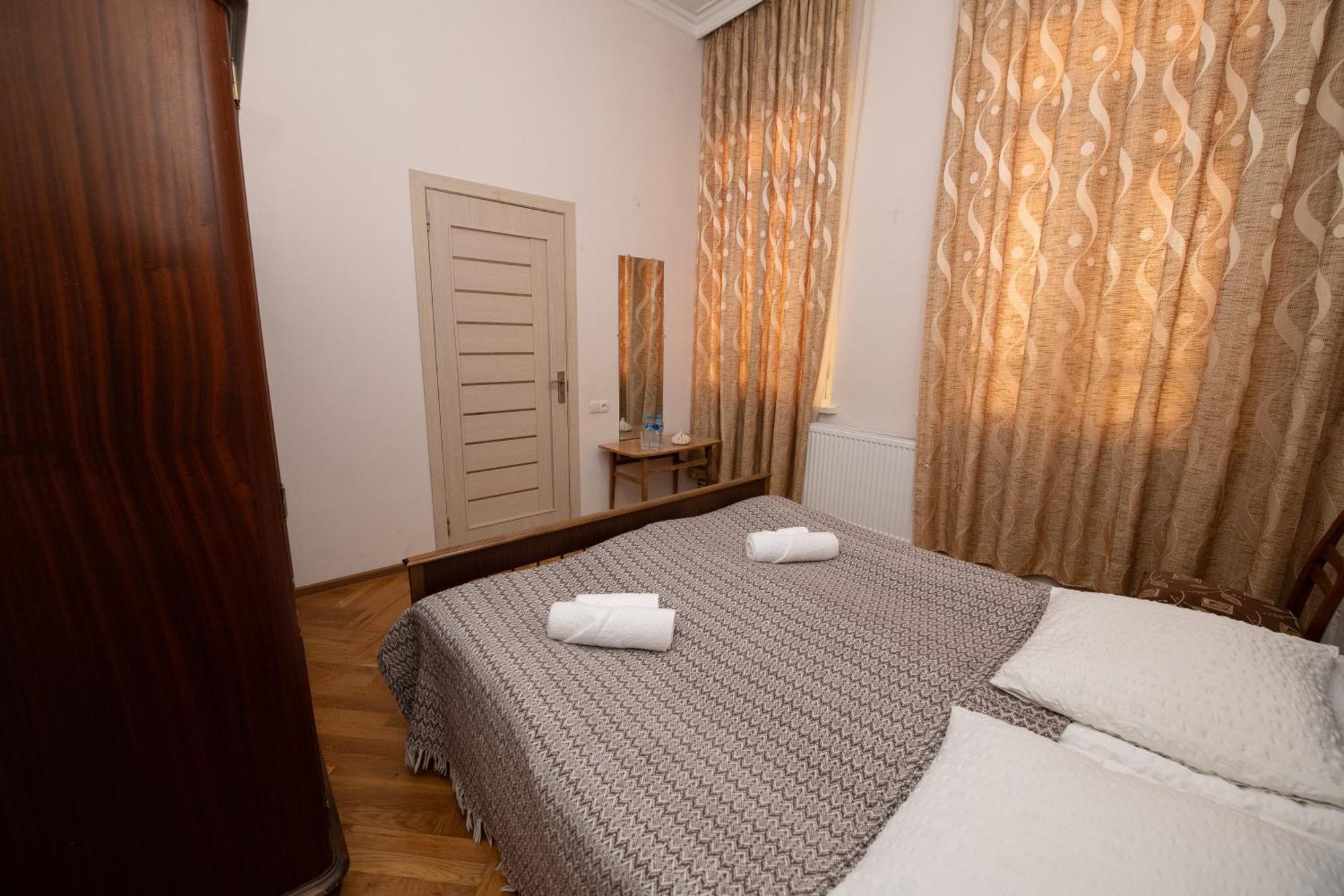 Anna'S Guest House ゴリ エクステリア 写真